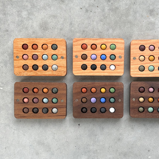 12 mini ecopods in a wooden palette
