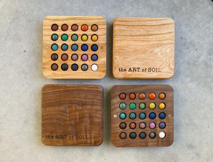 25 mini ecopods in a wooden palette