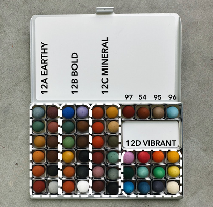 52 mini ecopods in a metal palette