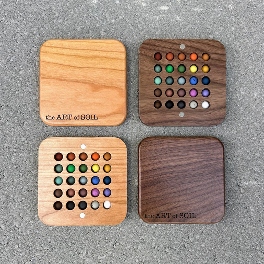 25 mini ecopods in a wooden palette