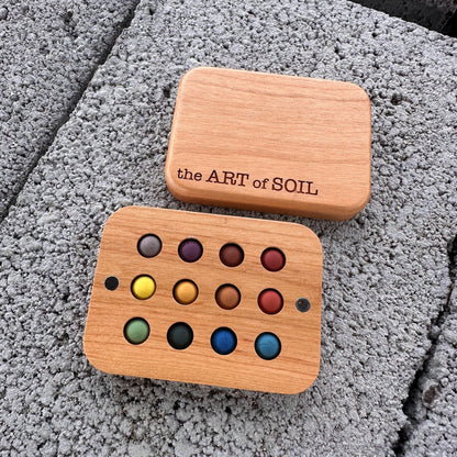 12 mini ecopods in a wooden palette