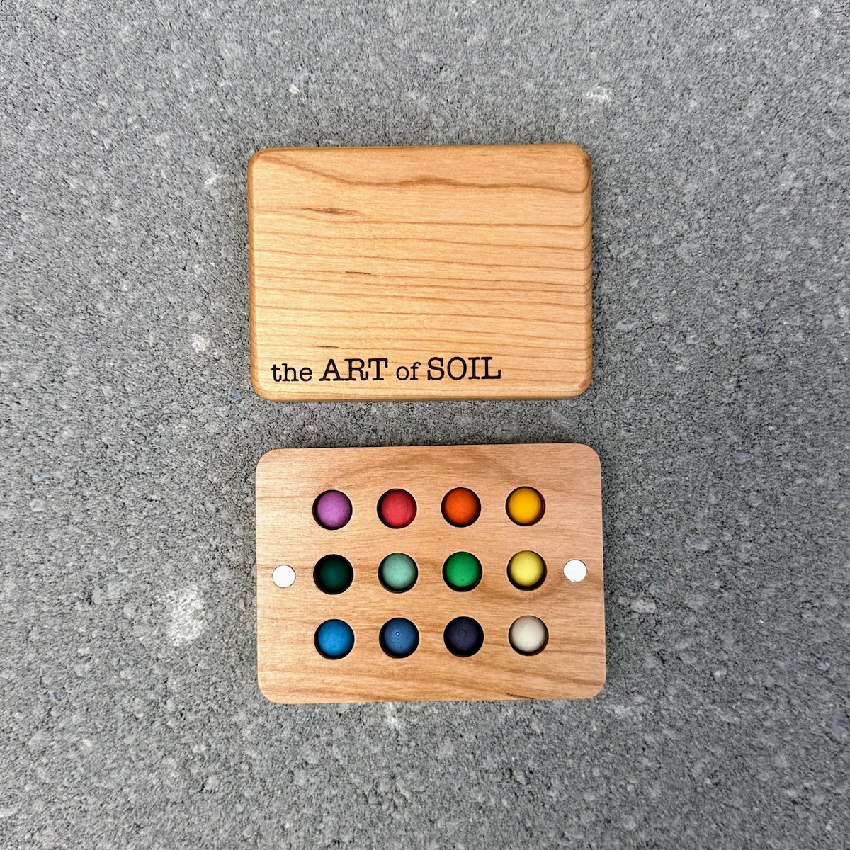 VIBRANT - 12 mini ecopods in a wooden palette